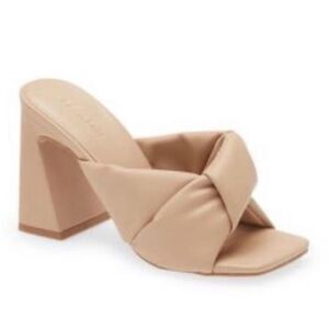 Nordstrom Open Edit Nude Chunky Heel | 9.5